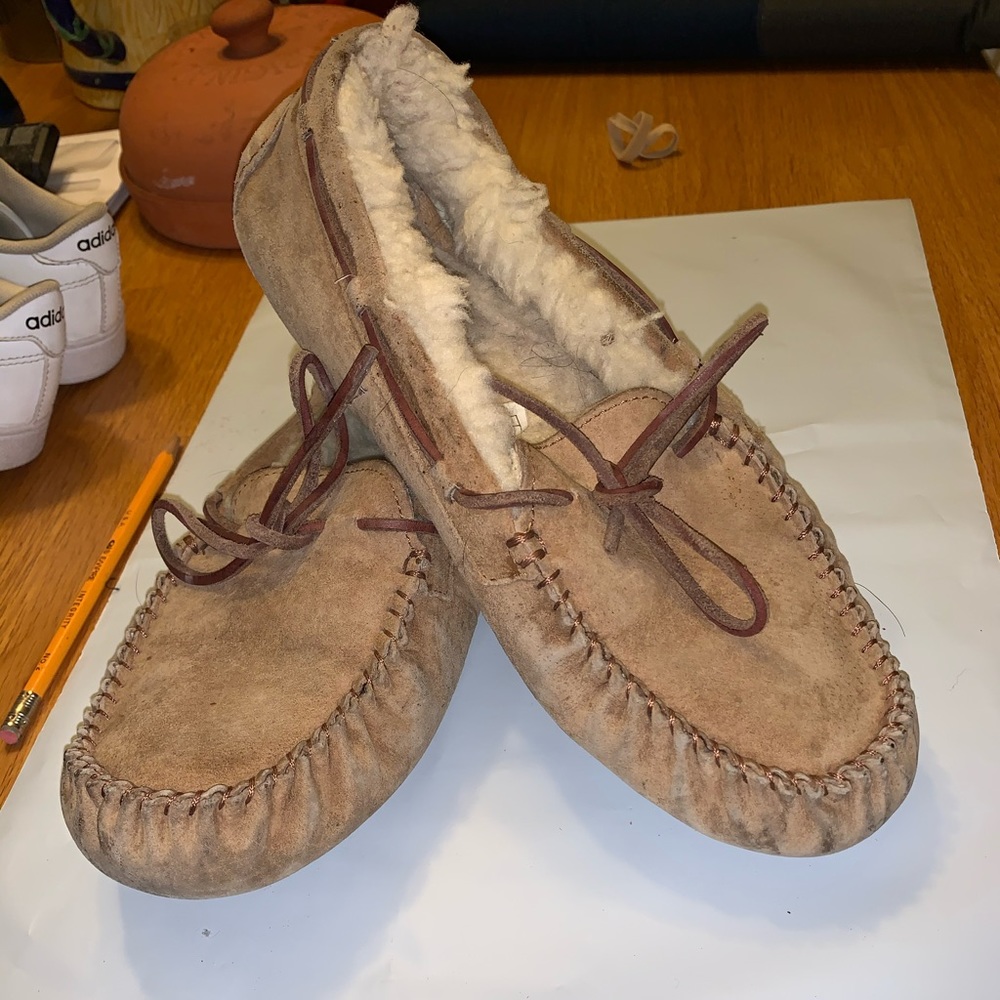 Uggs driving  moccasin size 9 vintage shoe